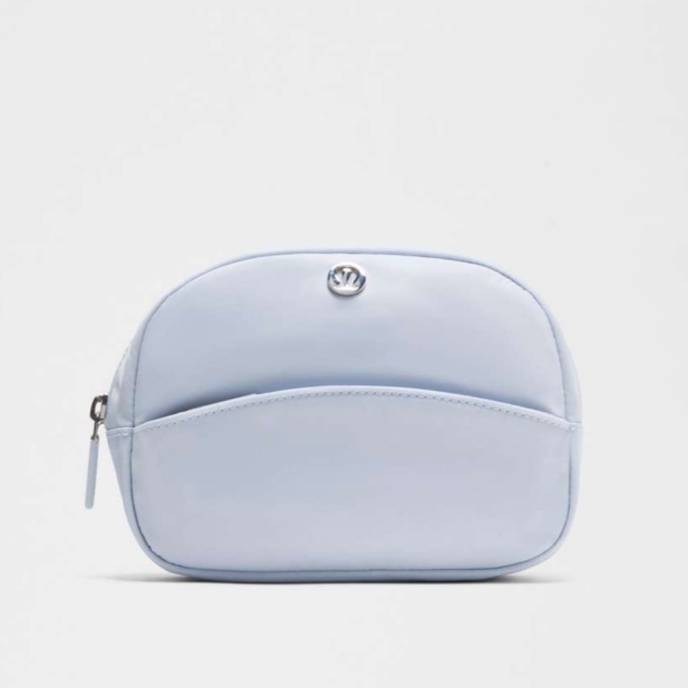 Lululemon City Essentials Pouch *Mini 2L